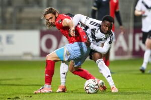 OstbelDirekt's tweet image. 0:0 gegen Seraing: AS Eupen mit dem Unentschieden noch gut bedient – Nur Hiller aufstiegsrundentauglich #KASEupen #EUPSER @KasEupen @RfcSeraing167 
ostbelgiendirekt.be/as-nur-hiller-…