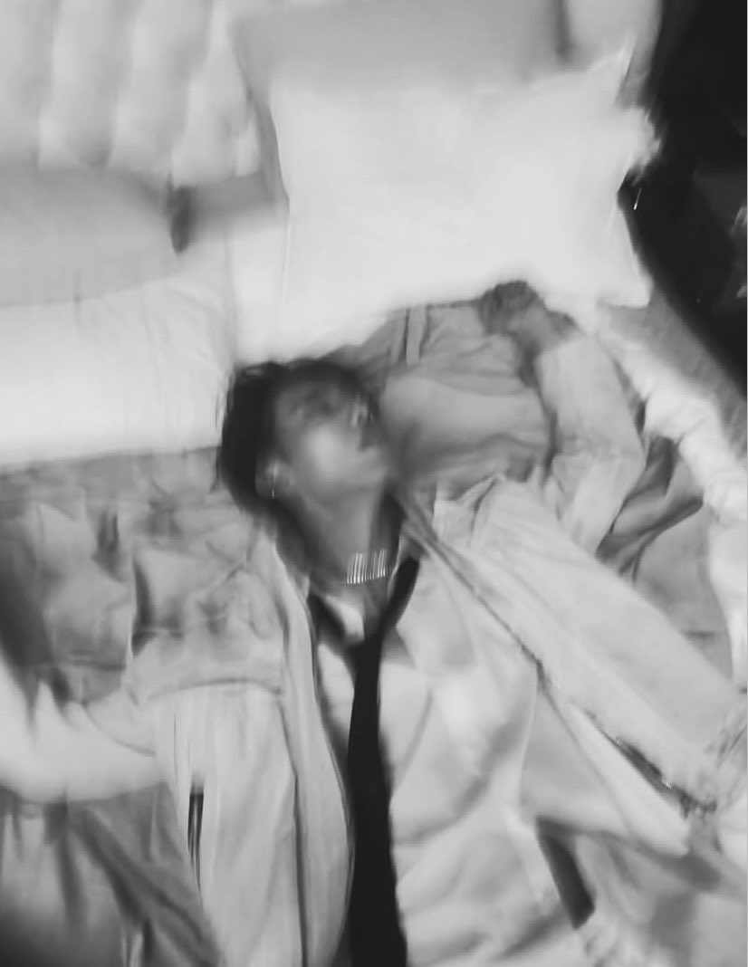 abi 💥 tweet media