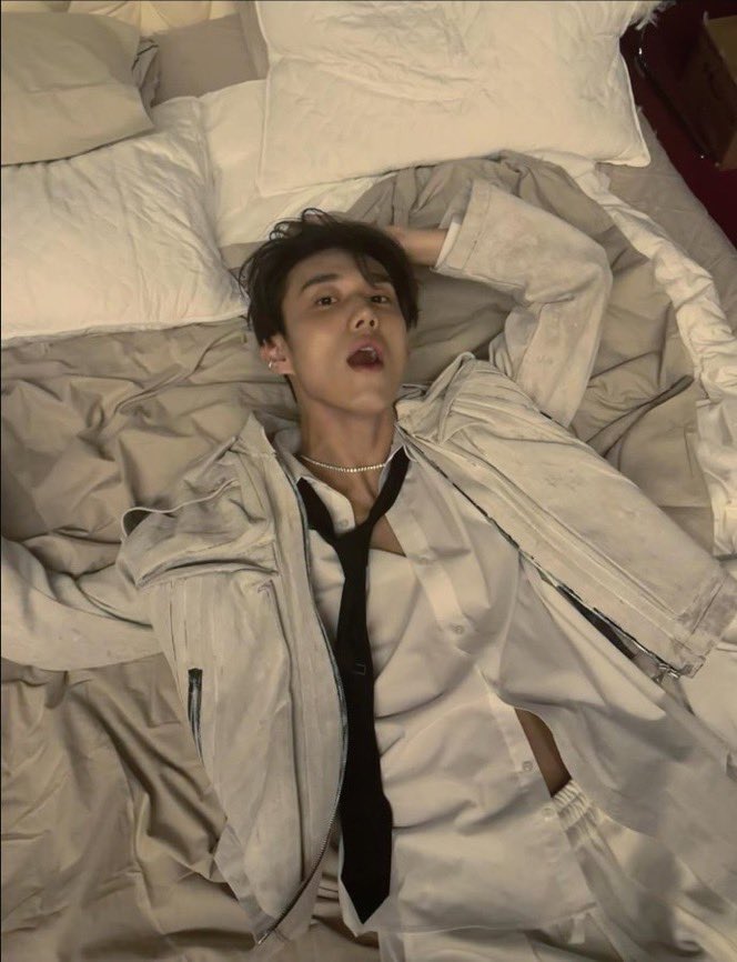 abi 💥 tweet media