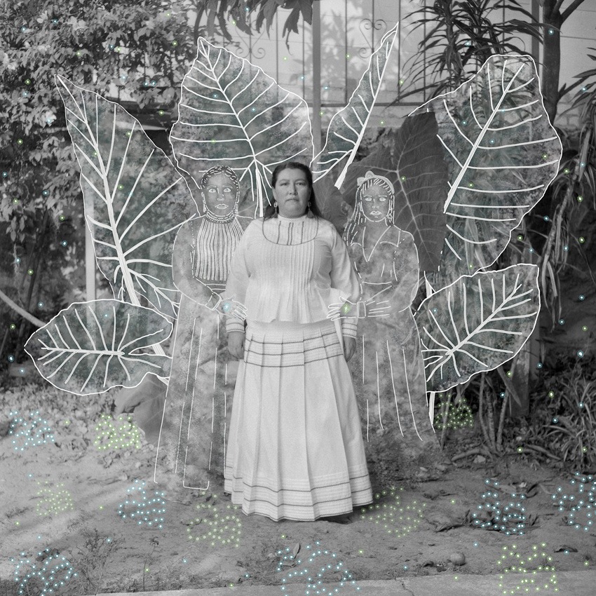 laminuta's tweet image. #Artivismo Citlali Fabián, artista visual oaxaqueña, es premiada en los Sony Photography Awards.

educaoaxaca.org/citlali-fabian…