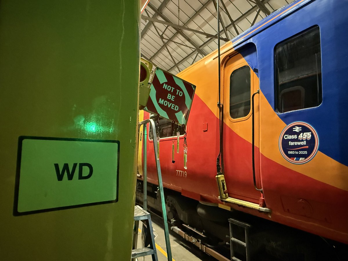 423417_GordonPettitt tweet media