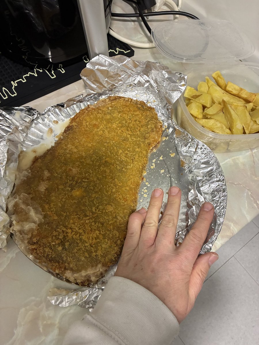 றଇהіқ🐜🎱 tweet media