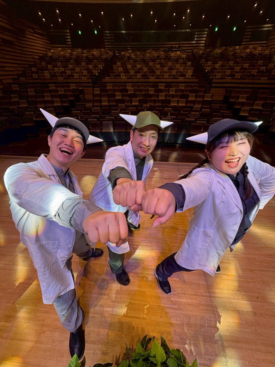 ashiyakousuke's tweet photo. こどもアートの日2026「カチカチまねまねラビリンス」無事に終演しました！めっちゃ楽しい時間を過ごせました。皆さまありがとうございました！ https://t.co/E6yqi4xjv4