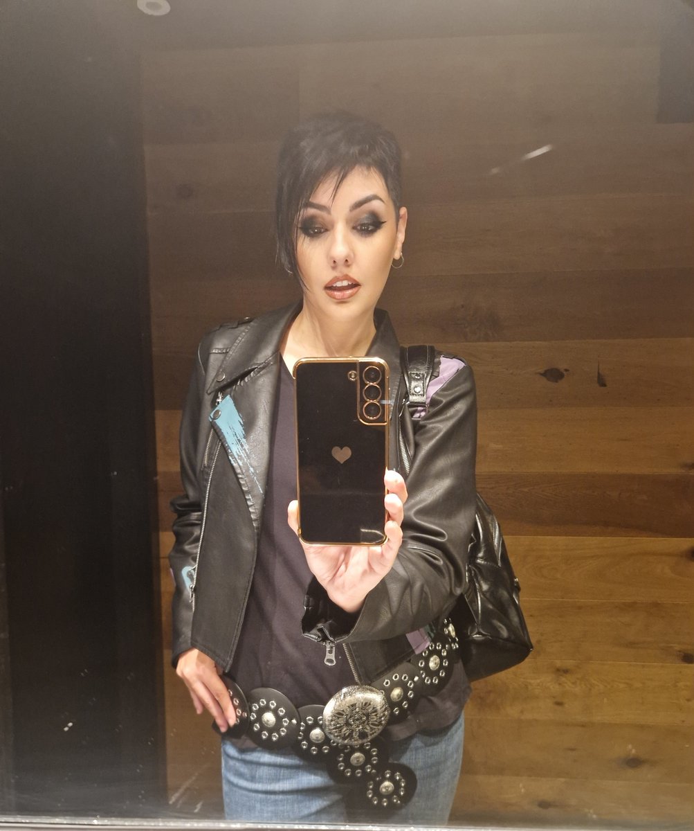 💜Lady Nimue💜 tweet media