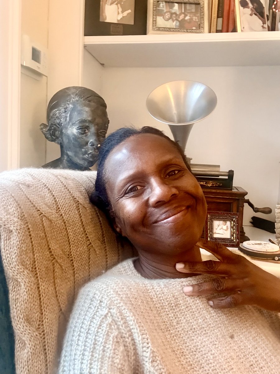 Deborah Roberts tweet media