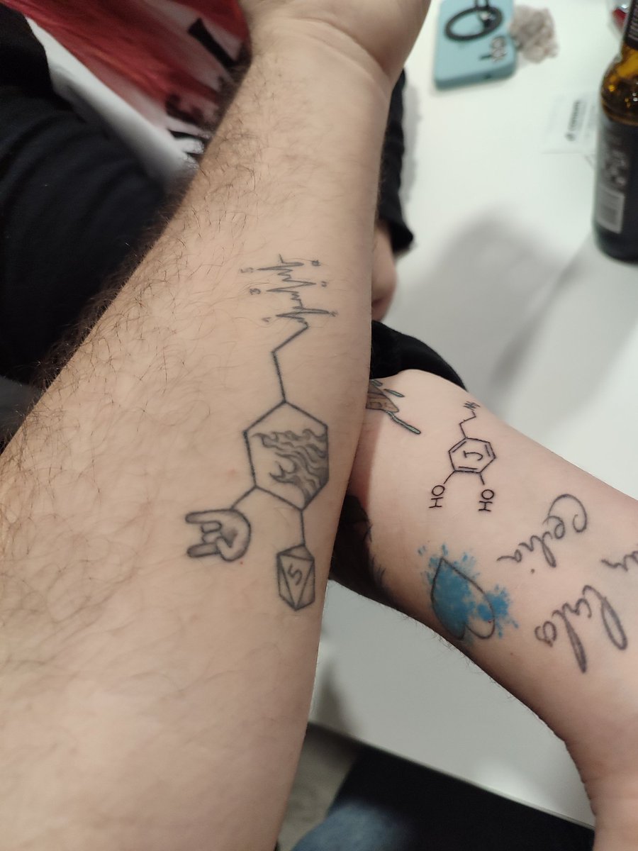 Tu vecino, el parisino tweet media