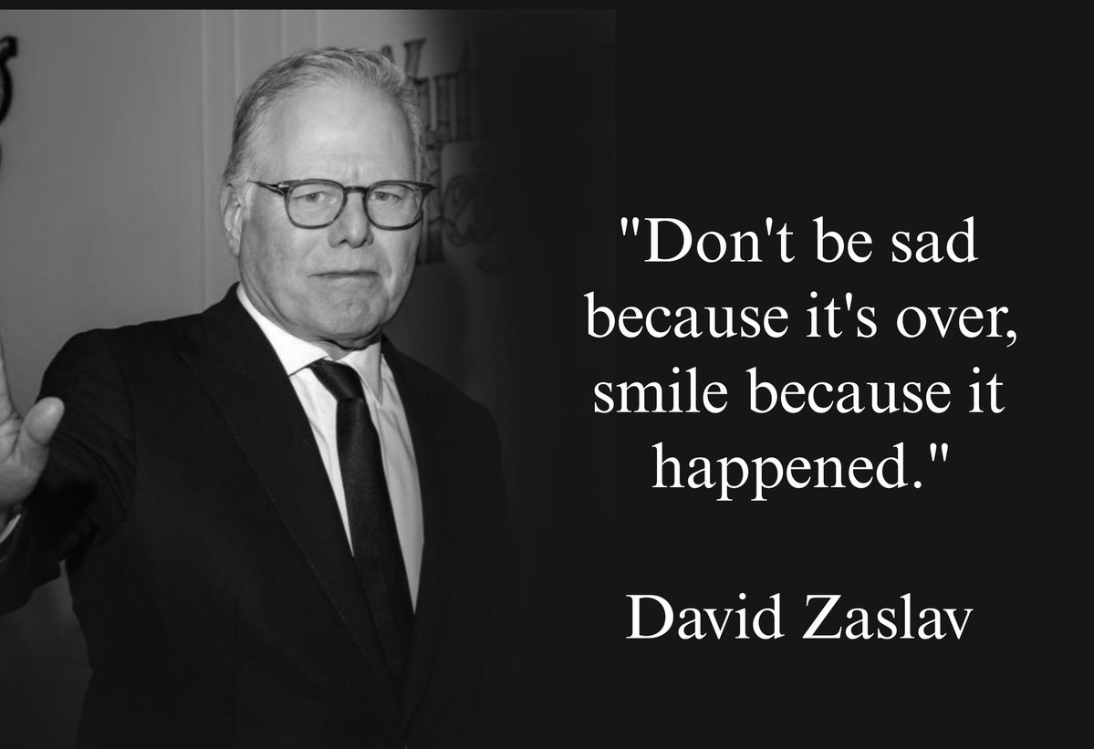 MednaTheFox tweet media