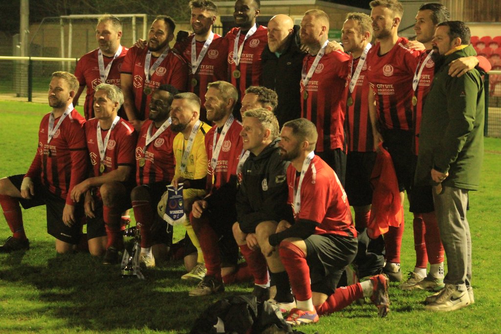 Thame United Veterans vs Adderbury Park Oxfordshire vets final 19 March 2026 #Pitchero
thamefootball.co.uk/photos/thame-u…