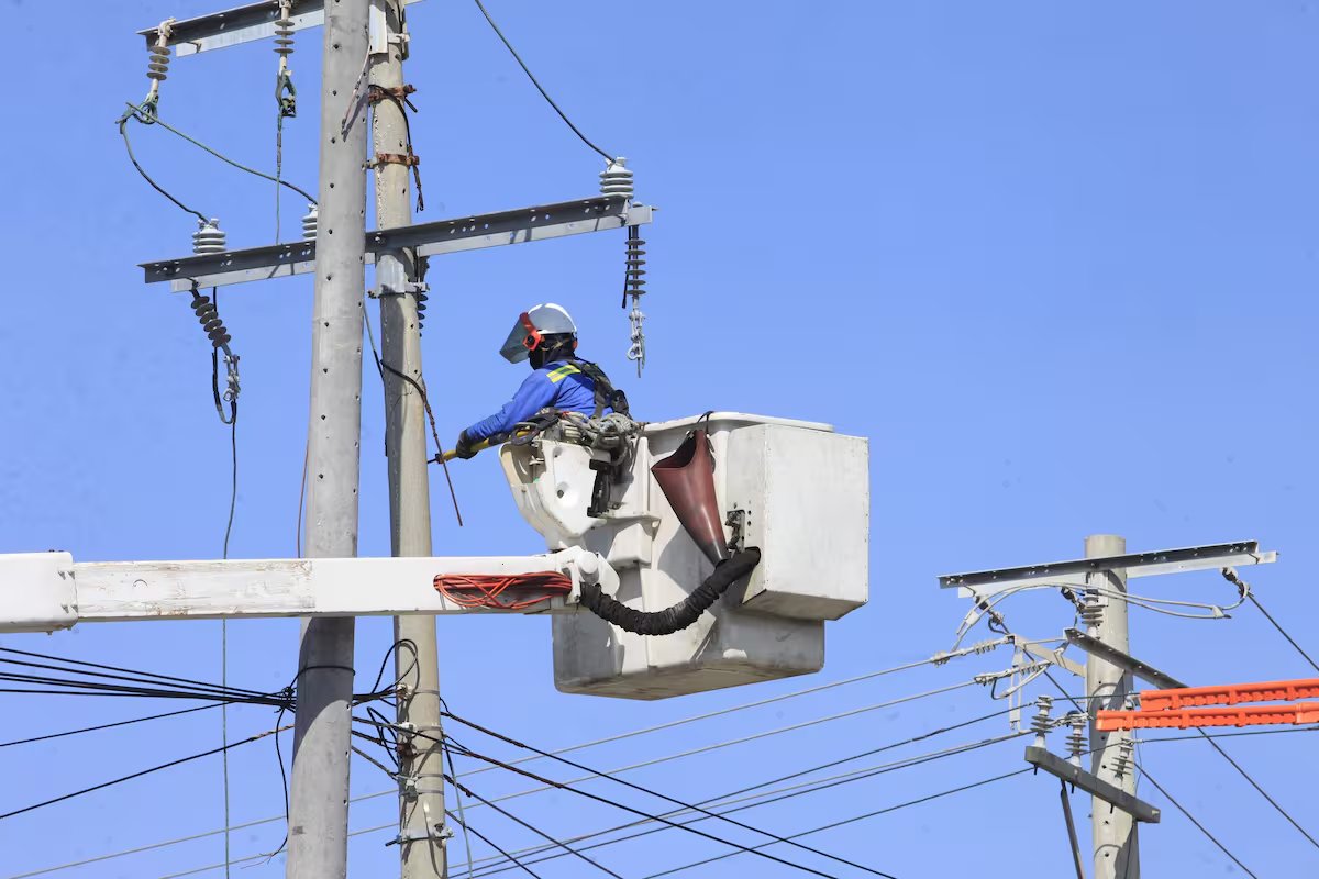 ColmundoRadio's tweet image. #Regional| ¡Atención, #cartageneros! Mañana 21 de marzo en algunas zonas de la #ciudad se suspenderá el servicio de #electricidad por trabajos de @AfiniaGrupoEPM que buscan garantizar la #calidad y #continuidad del servicio.

Conoce más detalles en el siguiente hilo 🧵