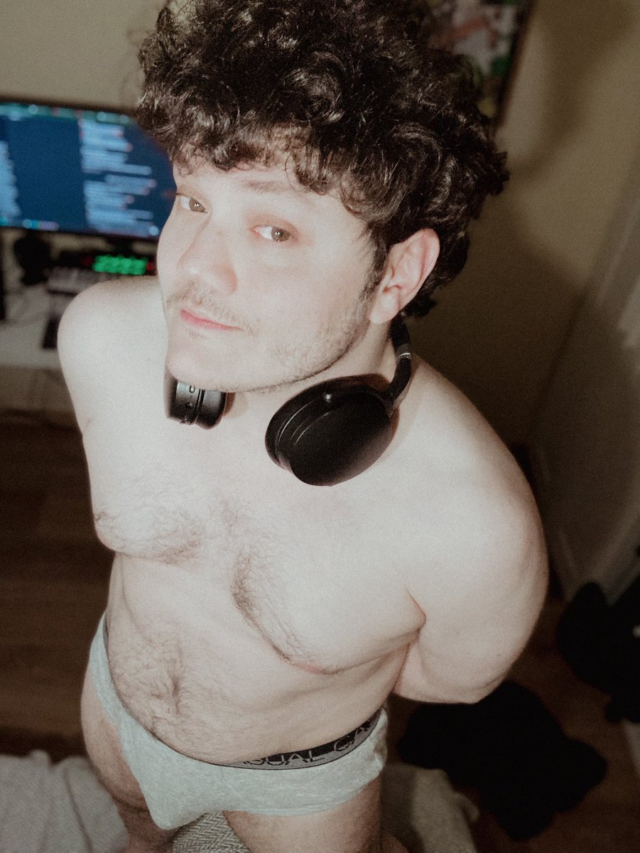 Curly 🧸 tweet media