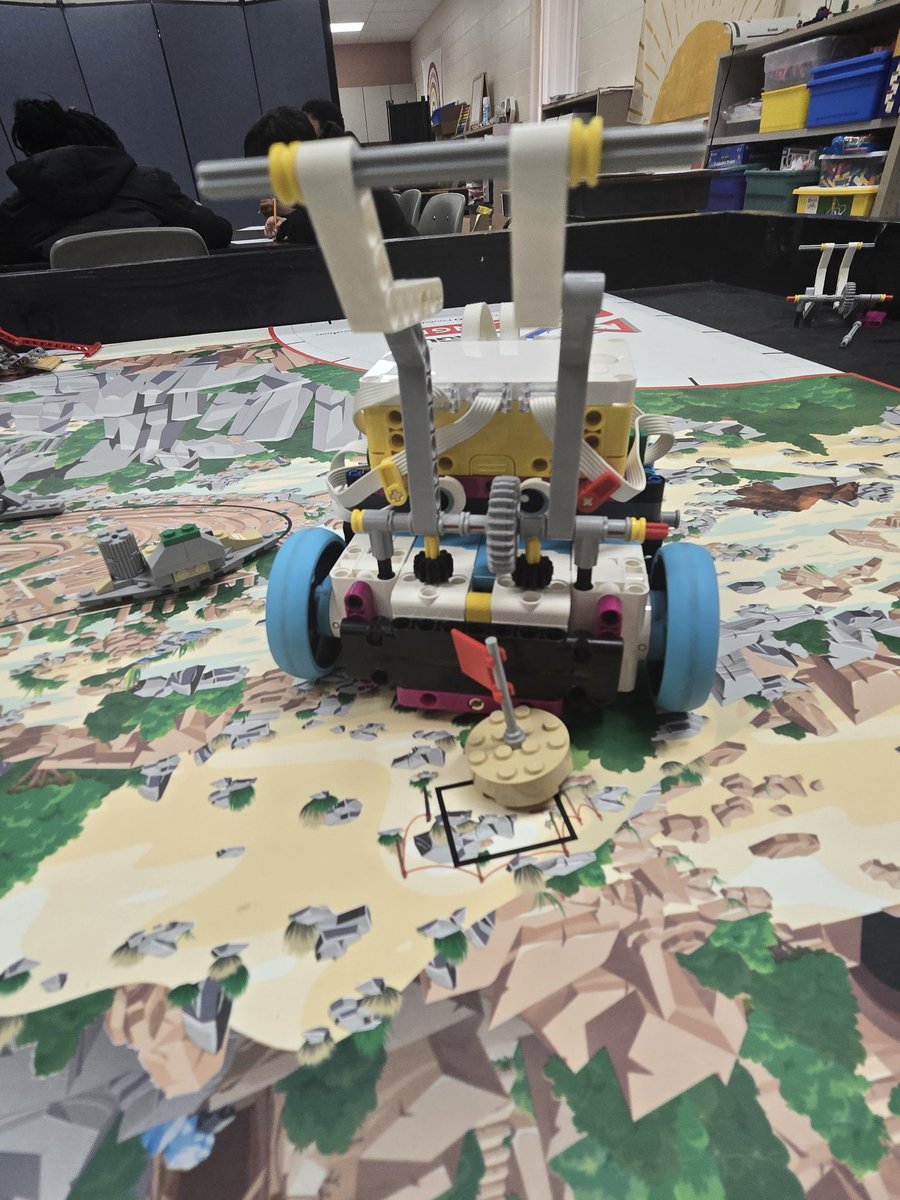 Rebecca Ross tweet media