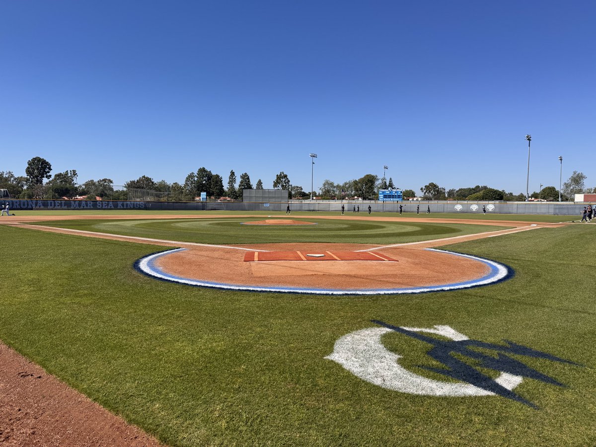 𝐋𝐞𝐬 𝐋𝐮𝐤𝐚𝐜𝐡 tweet media