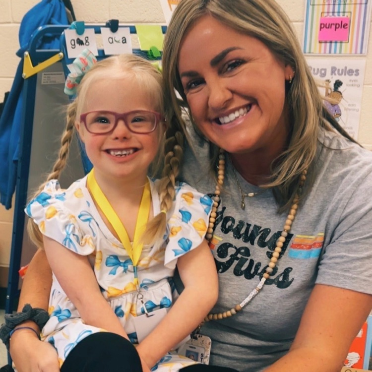 Lake Fenton Schools tweet media