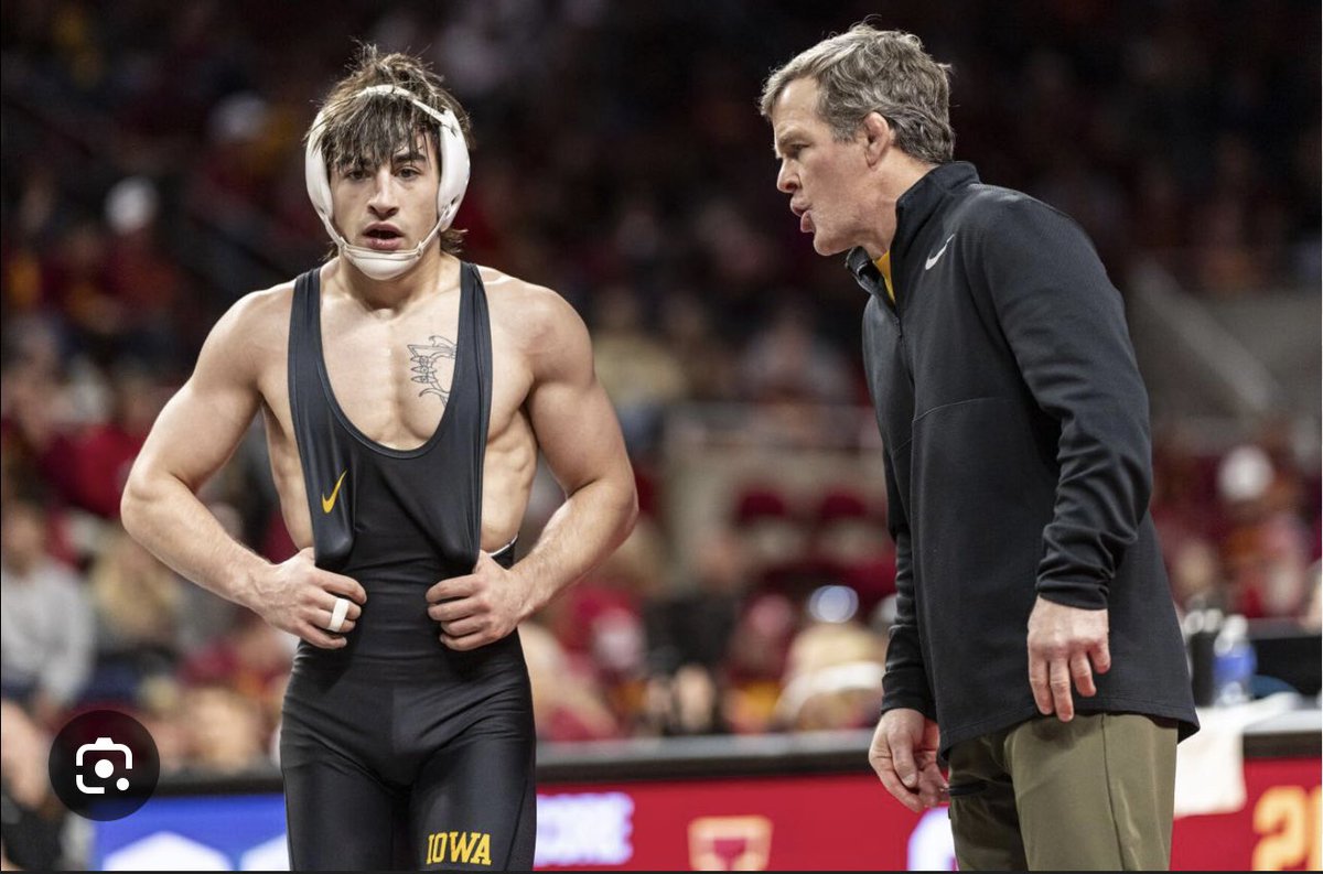 WrestlingJunki6's tweet photo. We get an ALL JERZEY blood round match at 125lbs.

Dean Peterson was a 2x NJ State Champion 

Tyler Klinsky was a 2x finalist and NJ State Champion

May the best man win ⚔️🩸 https://t.co/IXvC5iuOJc