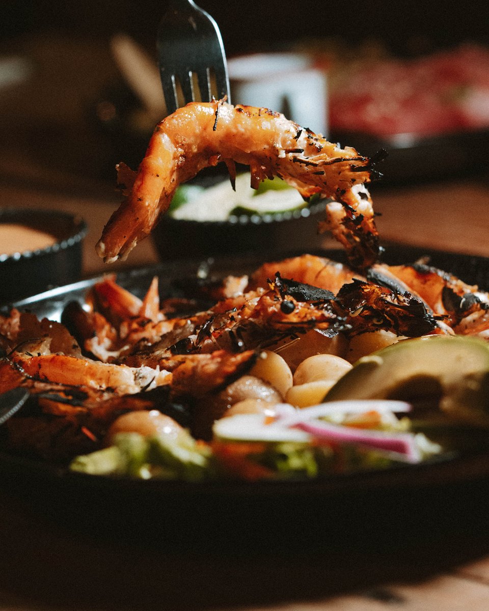 Visita_Zipolite's tweet photo. Sabor a Mar 🐟🍽️🌊
・ #SaboraMar #SaboraMarZipolite #VisitaSaboraMar #DeliciasDelMar #MariscosFrescos #ComidaDeMar #SaboresDelOcéano #GastronomíaMarina #PescadoYMarisco #PlatosDelMar #ExperienciaGourmet https://t.co/DSgdXCmCtT