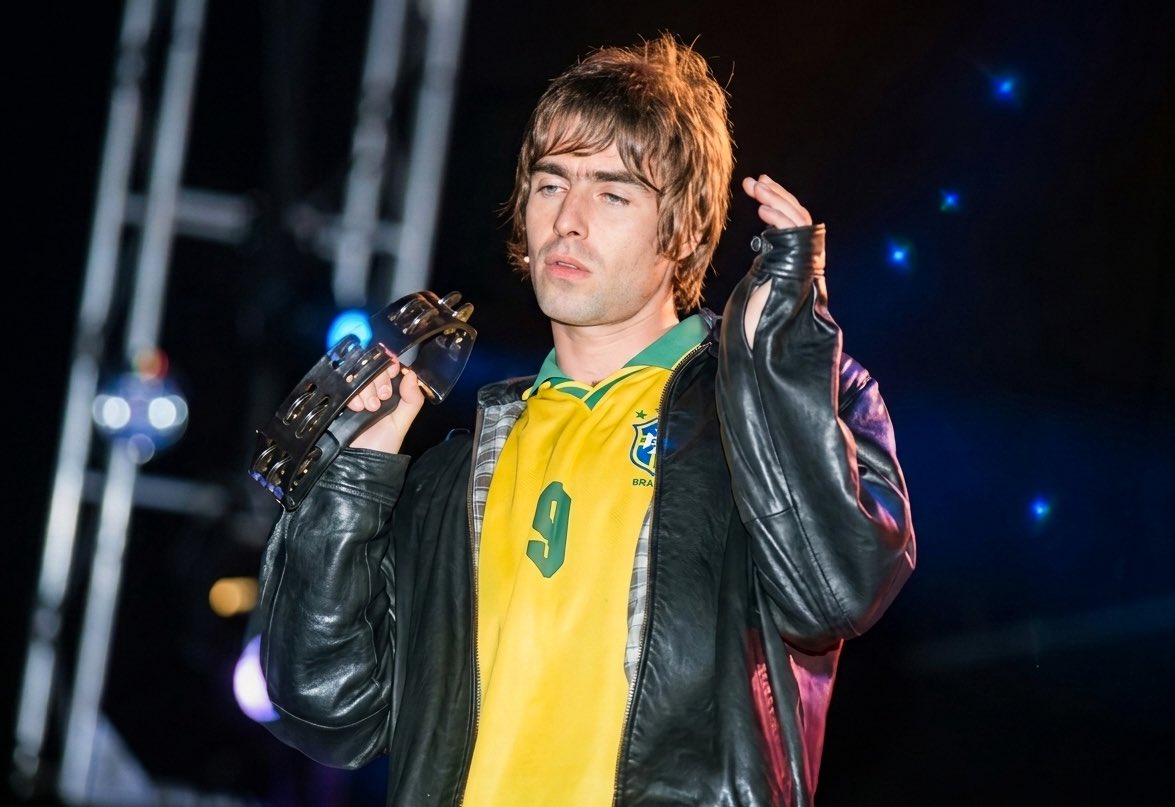 E v e l l y n ✨ tweet media