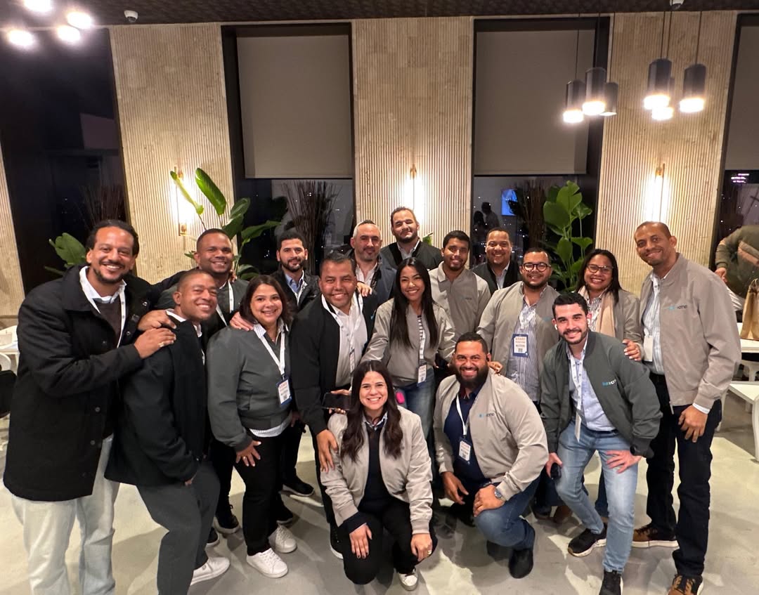 MR. HOME tweet media