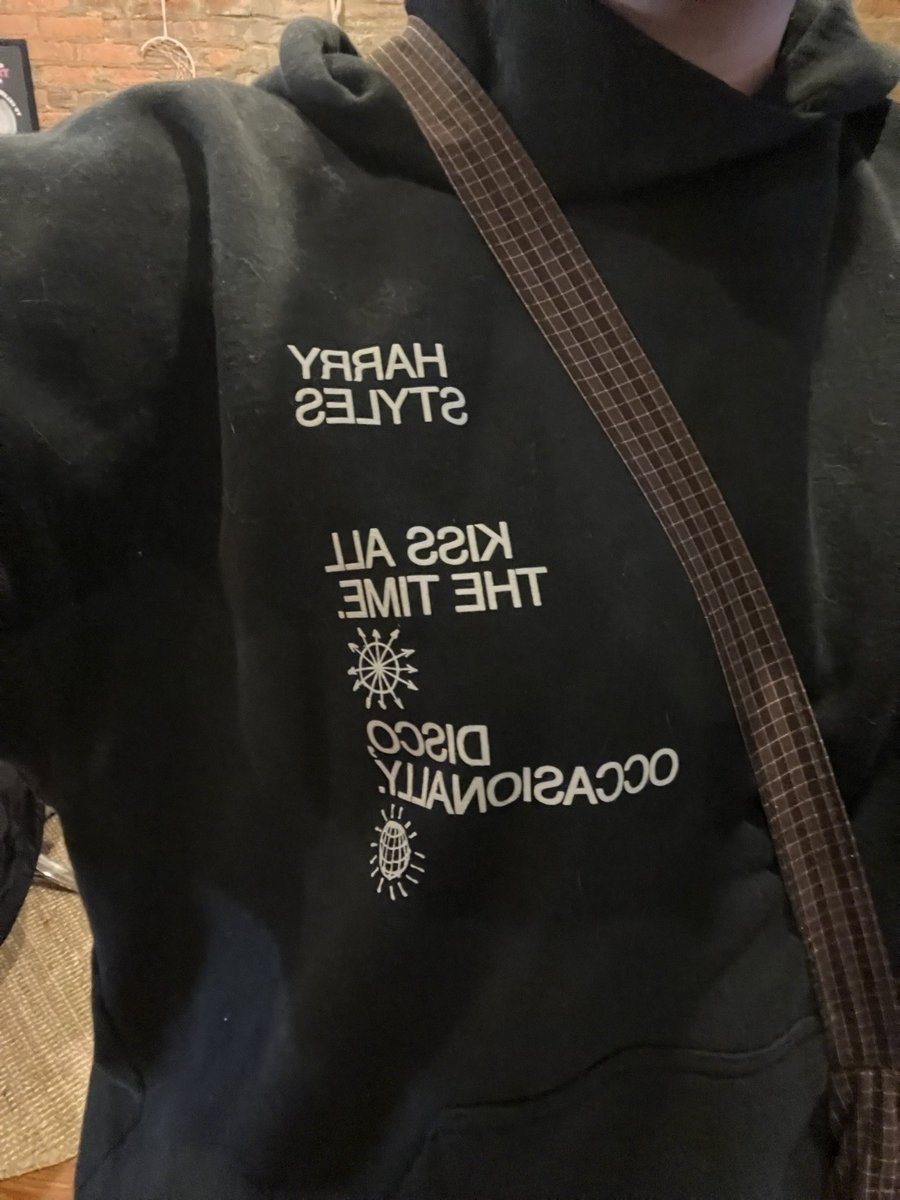 alana #1 carla’s song truther tweet media