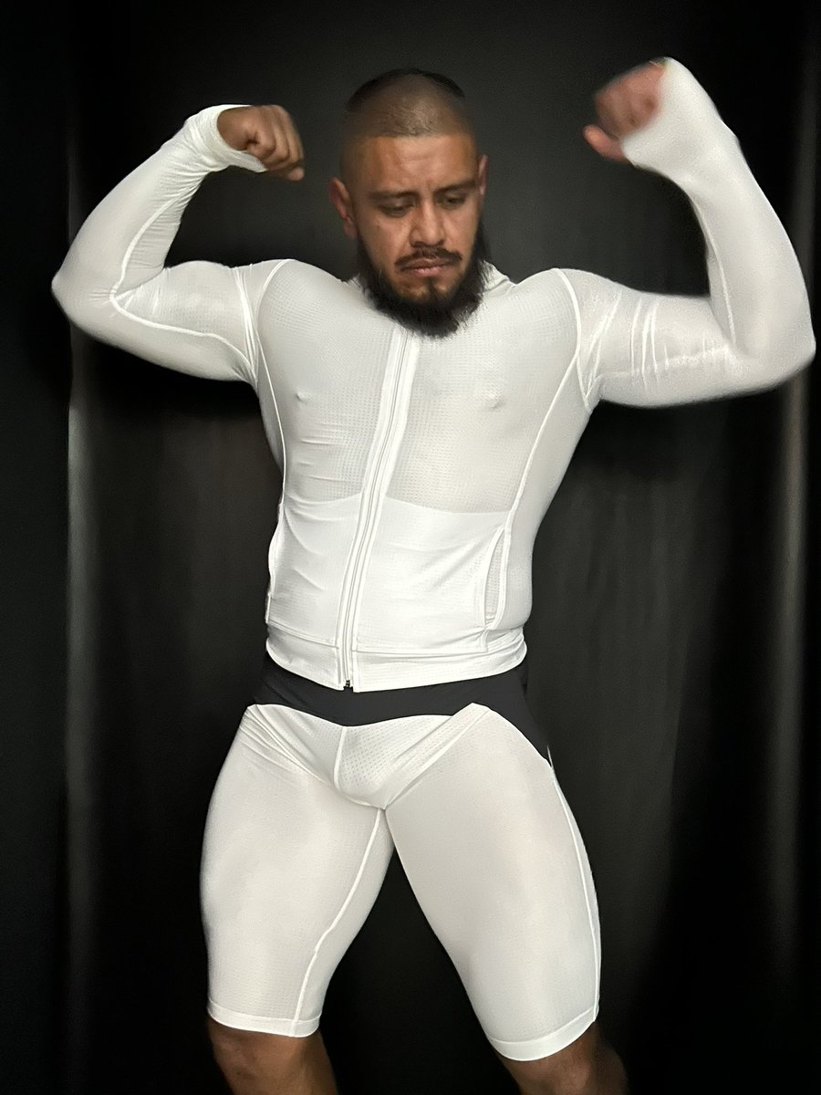 Guarro.Black tweet media