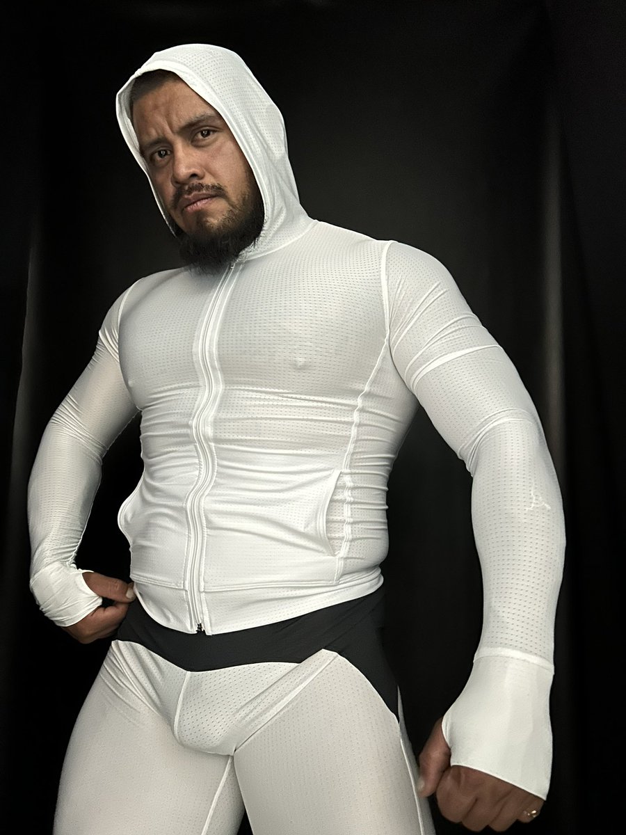 Guarro.Black tweet media