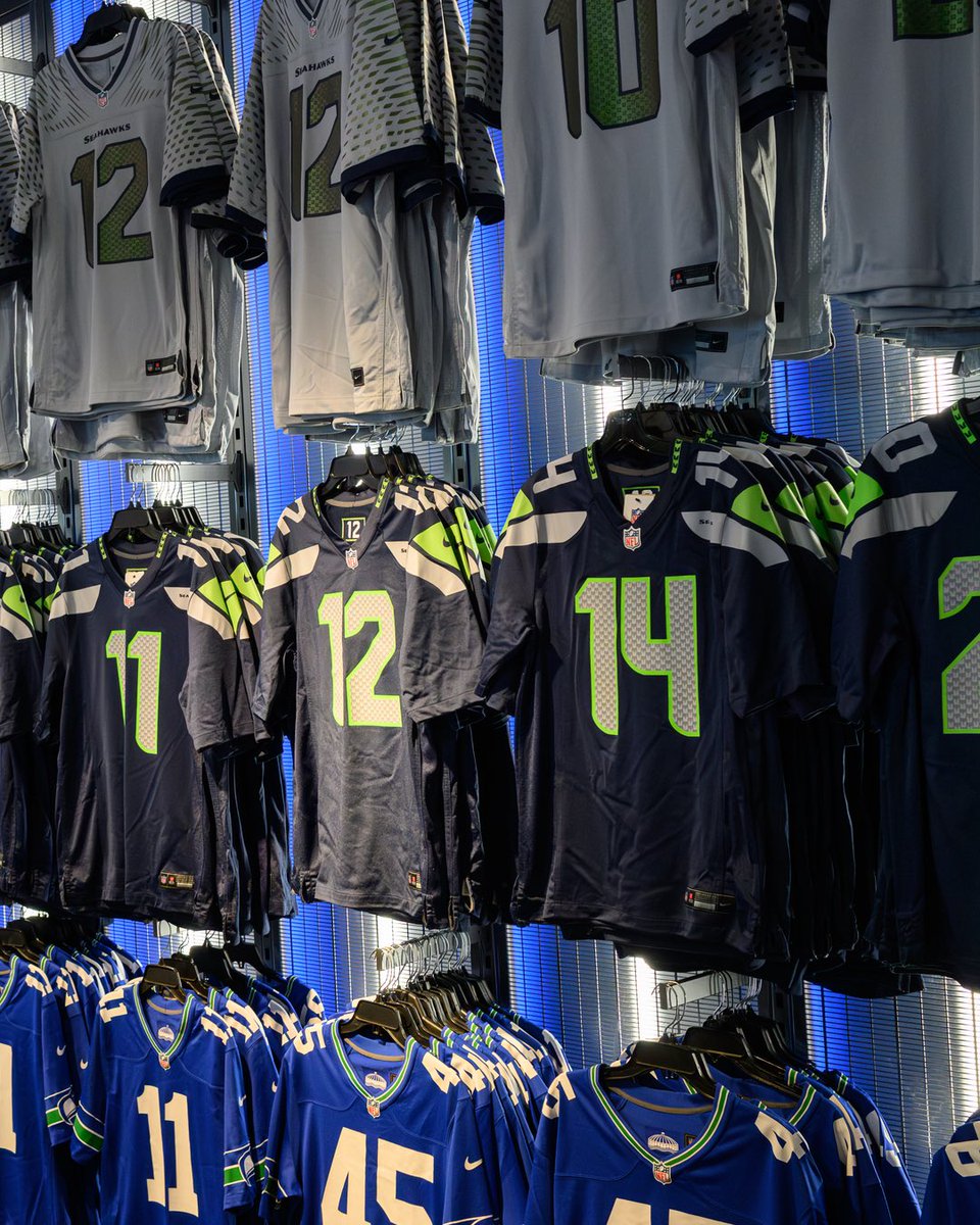 Seahawks Pro Shop tweet media