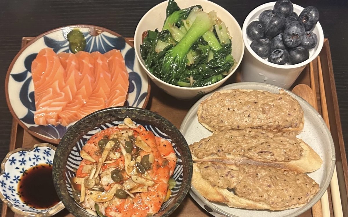 Mahhesh16's tweet photo. Swapped daily takeout for home-cooked meals 30 days ago—now I wake up energized, save $150/month, and even made my first sourdough! Small change, big glow-up  #LifeHacks #HomeCookingWin https://t.co/2W1GWbuhag