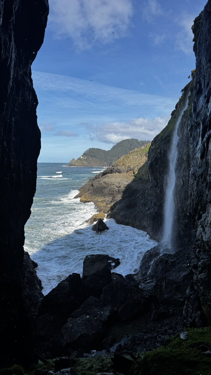 MTrinixo's tweet photo. On the west coast again but this time in Oregon🌊⛰️ https://t.co/H3SCx22MCW