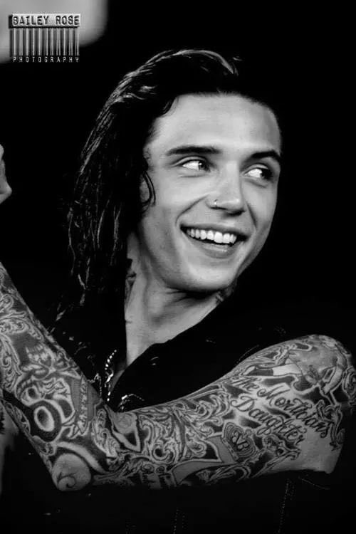 🖤Ali💜✨Missing BVB 🌞🌚✨✨✨ ¥ #RamsHouse💙💛💙 tweet media