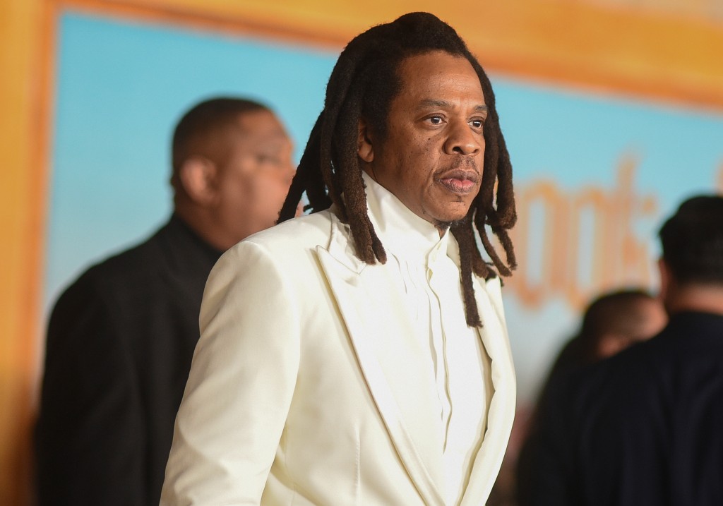 TrendeOracle's tweet image. So long, Jay-Z: Rapper officially changes stage name to JAŸ-Z

And has been changed all around the world,I love your style man
#dreadlock
#incirliküssü
#music
