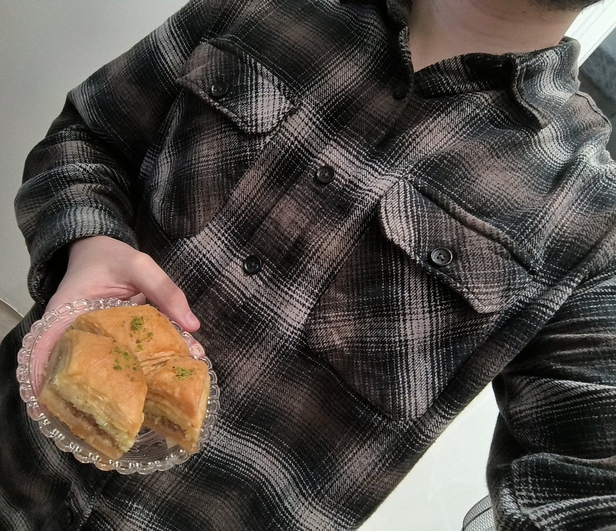 AzazelFallenVT 🐙💜 tweet media