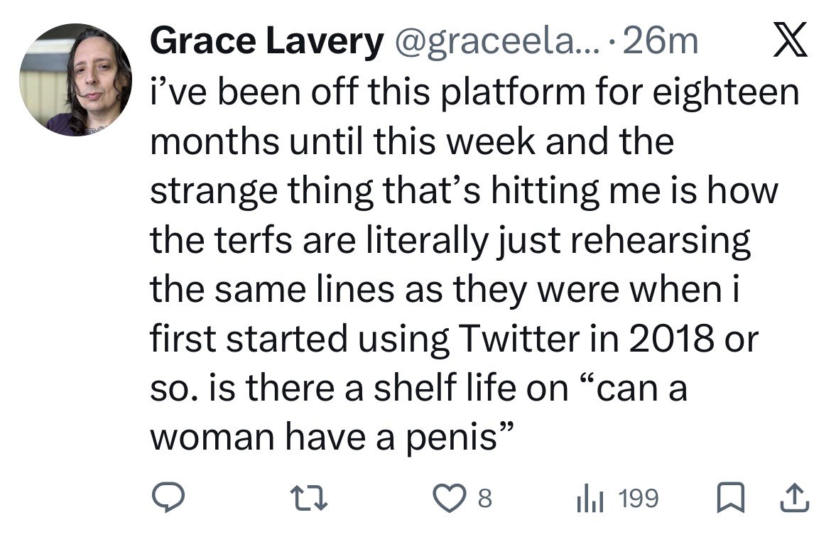 Fruella_🦝 tweet media