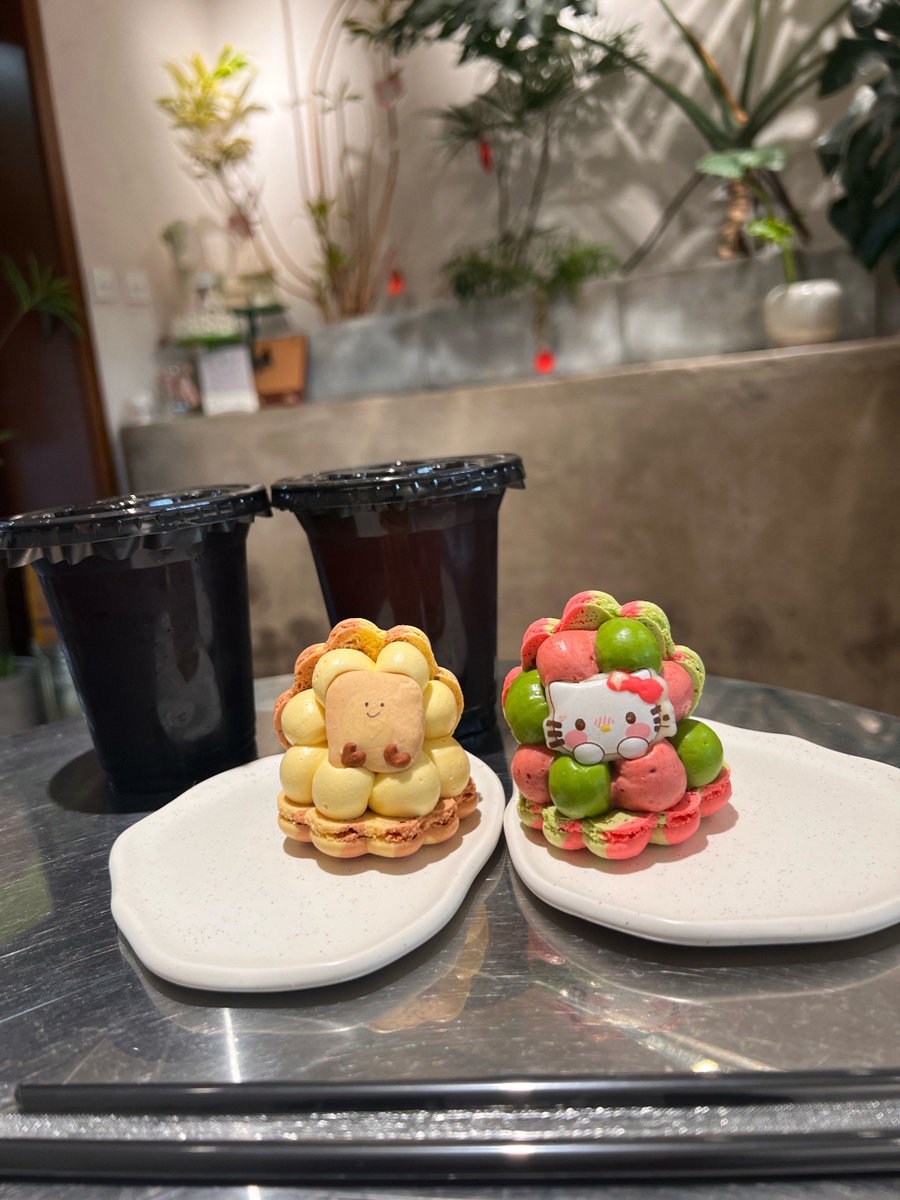 russell barnett tweet media