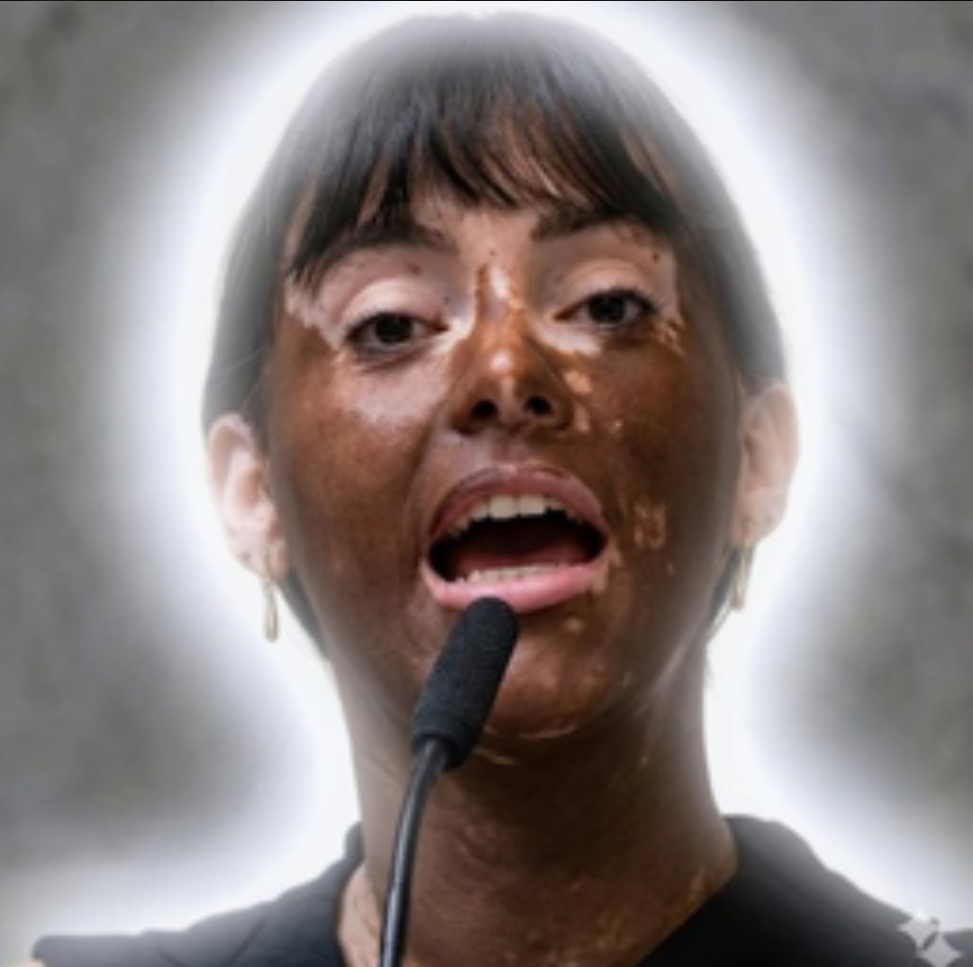 Papa_Buffett's tweet photo. Fabiana Bolsonaro is one of the most beautiful Black Woman i know 😍

$FABIANA
EQac7gFWShiJjyoagABpcDCfPNw1sWWUJ1KFKMd9pump https://t.co/labtJu6Hcs