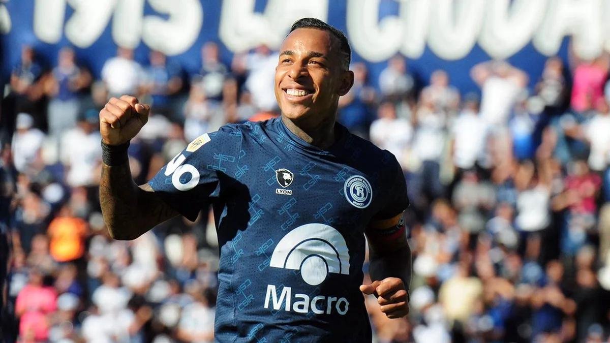 #Ovación90 <a href="/Rioschipi/">Rodrigo</a>  El 8/3  llego la citación de Villa a <a href="/CSIRoficial/">Independiente Rivadavia</a> de parte de la Federación Colombiana. Ayer hablaron los D.T. y Lorenzo dijo que estará en una lista preliminar. No gustó que se filtrara la información.  <a href="/radionihuil/">Radio Nihuil</a>