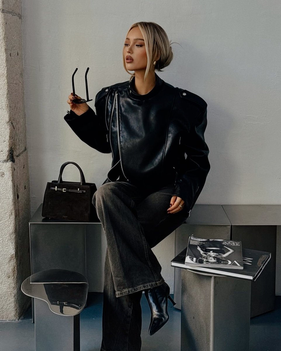 𝒎𝐞𝐫 ; tweet media