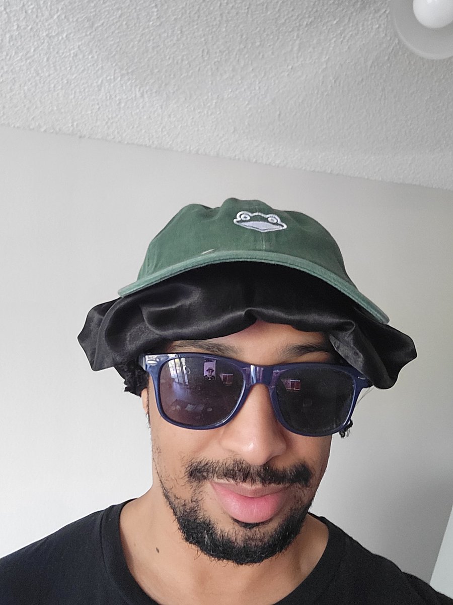 Larry Lurr tweet media
