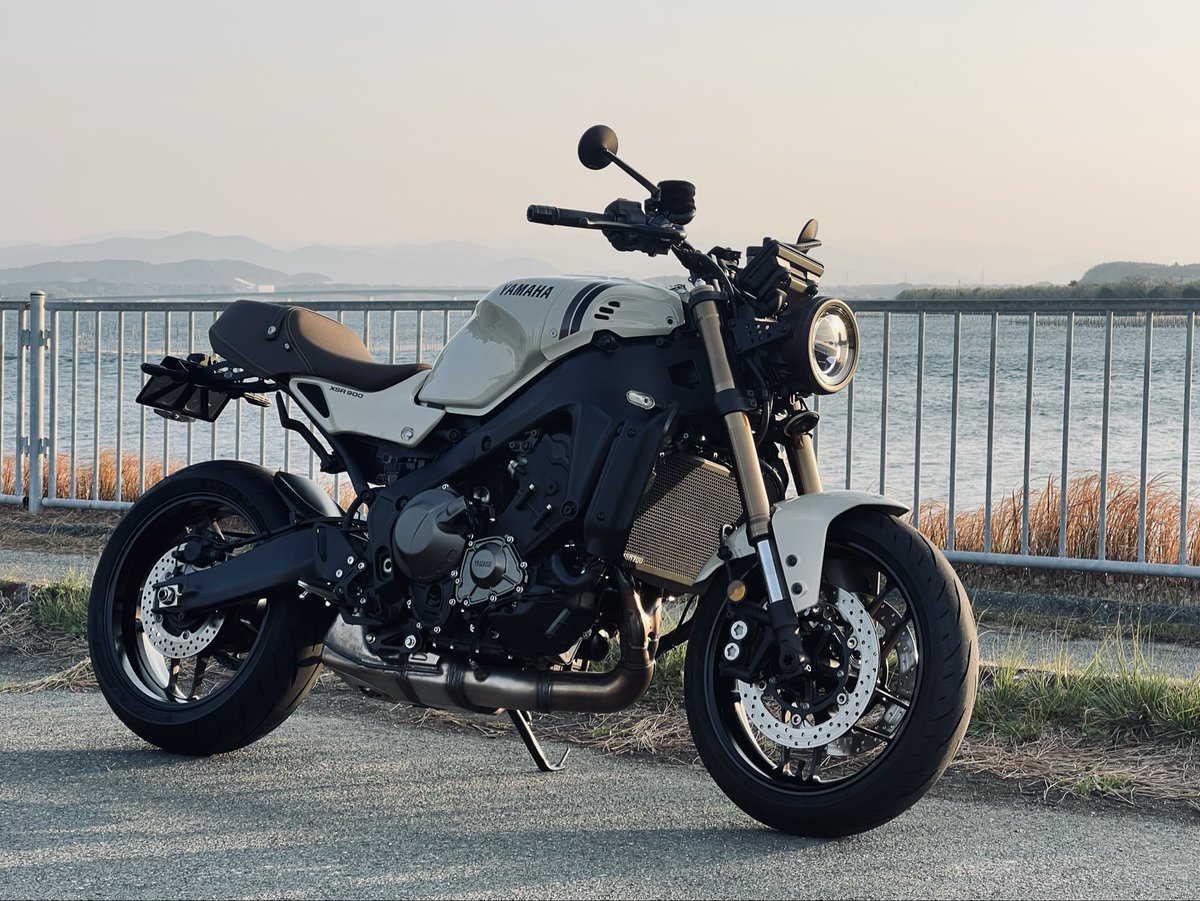 SLOW MOTOCYCLE tweet media