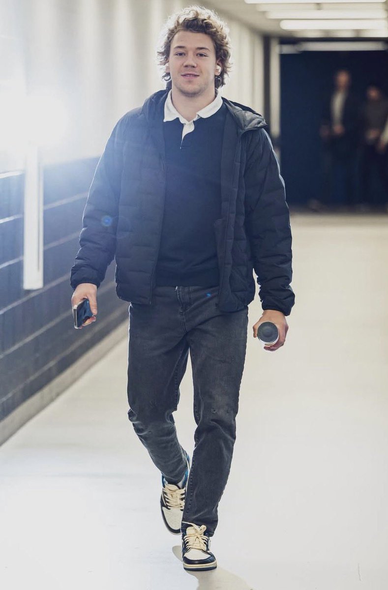 fawn⁸¹🩸 tweet media