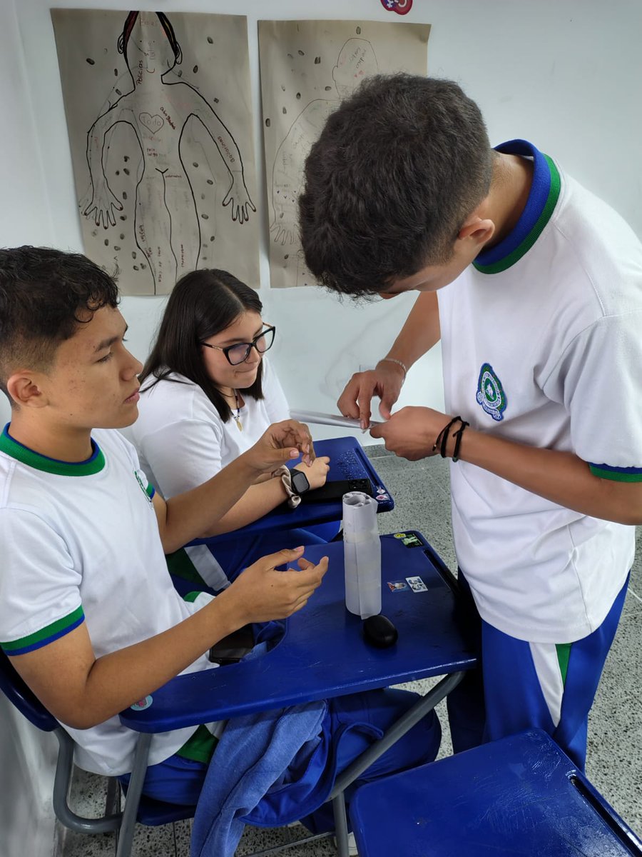 Felipe Agredo tweet media