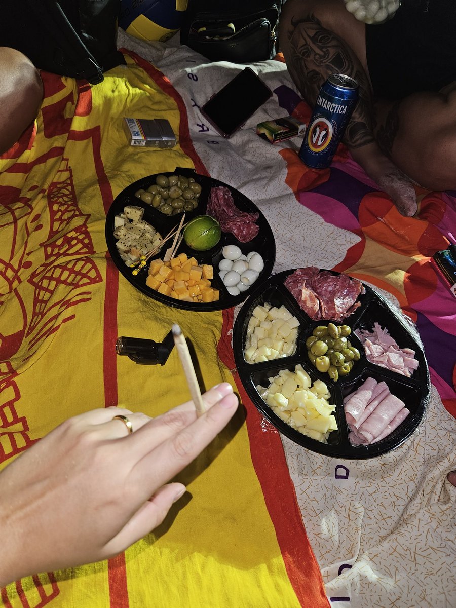 alanis do setor tweet media