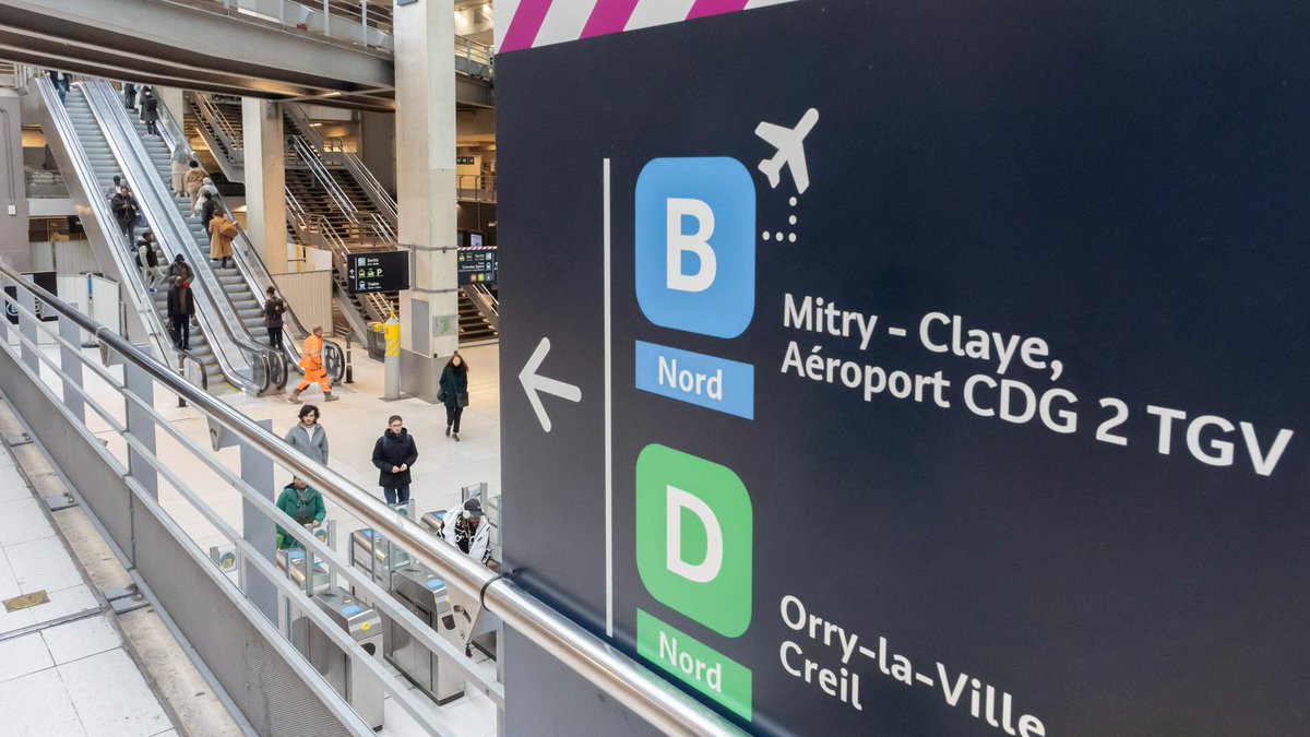 info_Paris_IDF's tweet image. 🔴 FLASH - #IledeFrance : Attention dans le RER B !

👉 Ce week-end, la ligne est interrompue toute la journée entre Gare-du-Nord et Aéroport-Charles-de-Gaulle 2/Mitry-Claye en raison de travaux. Des bus de remplacement sont prévus. (France 3) #SNCF