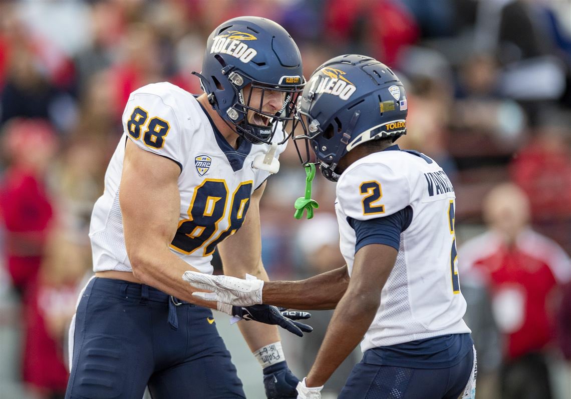 Conrad Hart tweet media