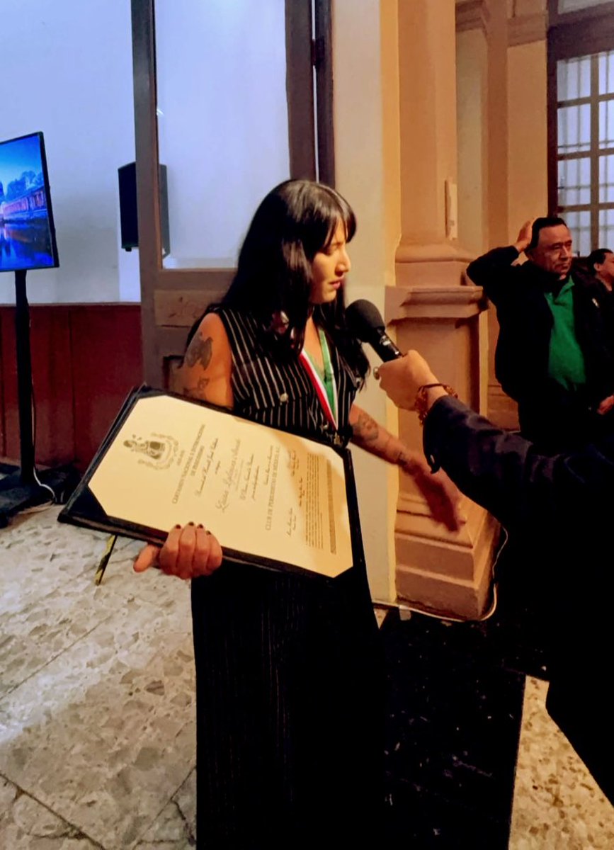 Luisa La Ouija tweet media