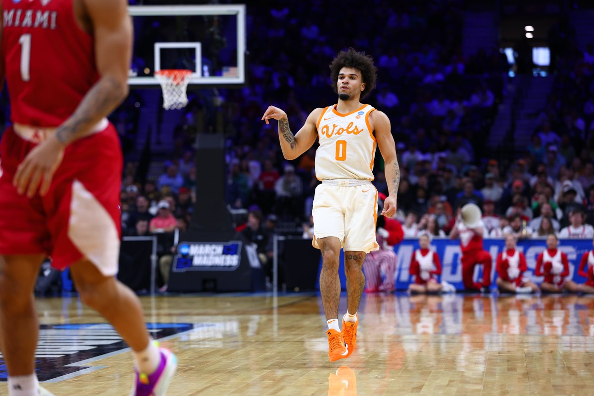 Tennessee Basketball tweet media