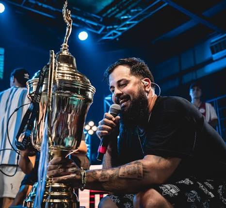 Worried Pablo tweet media