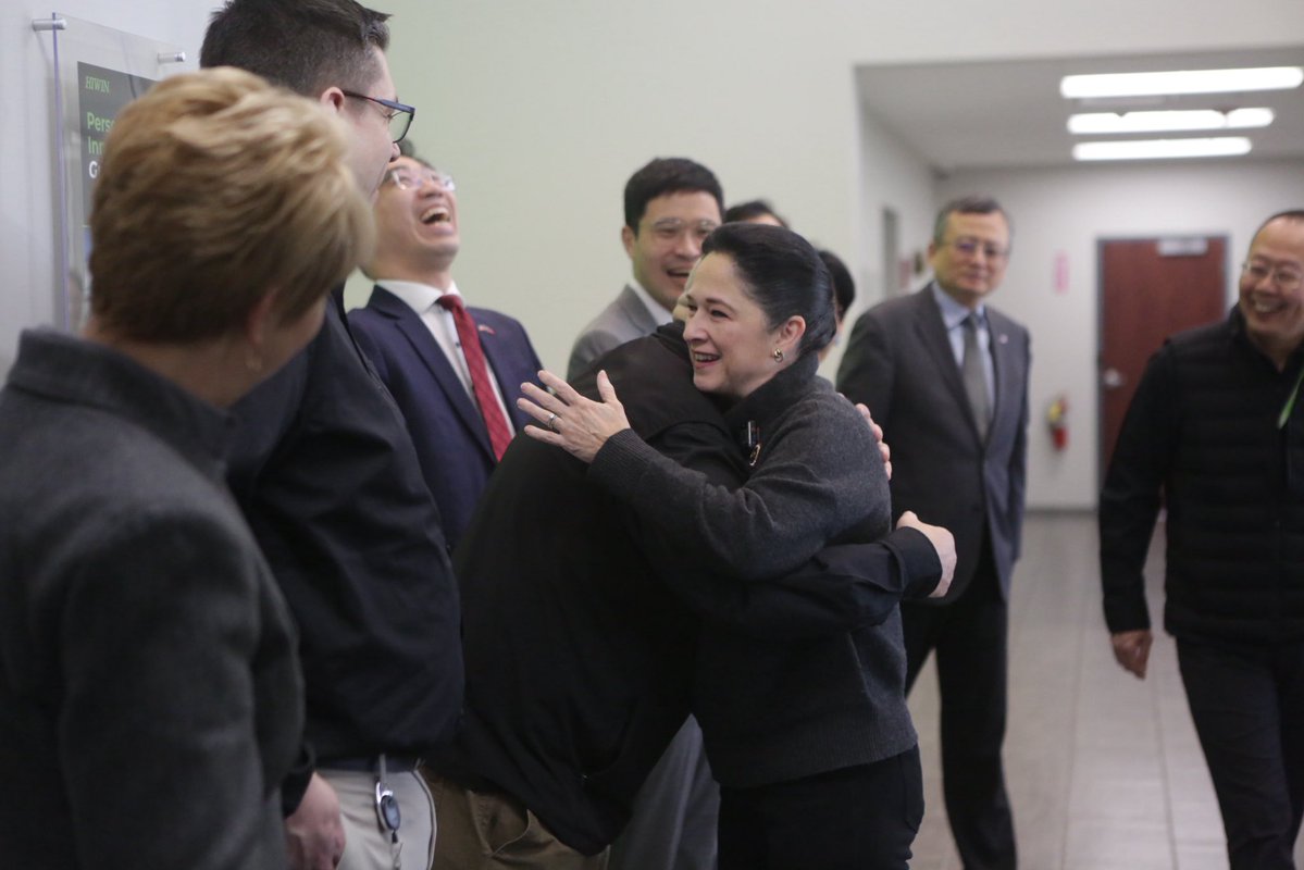 Illinois Comptroller tweet media