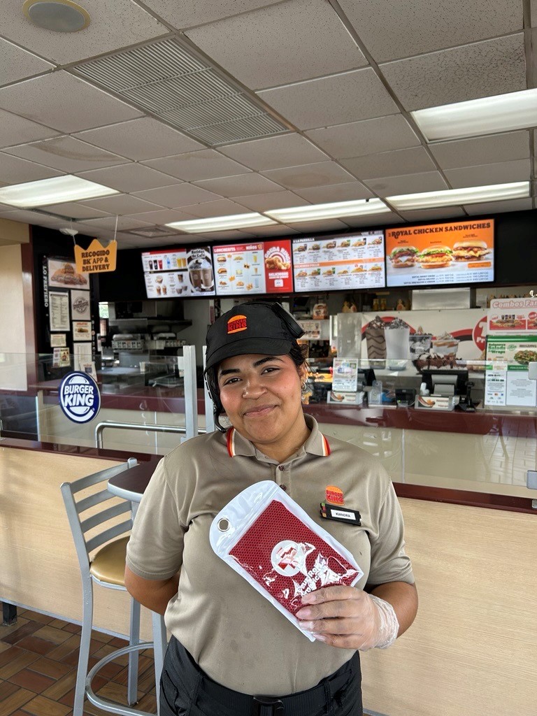 Cruz Roja PR tweet media