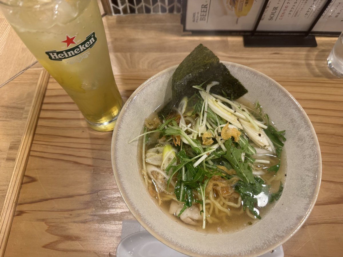 五塔 熱子 tweet media