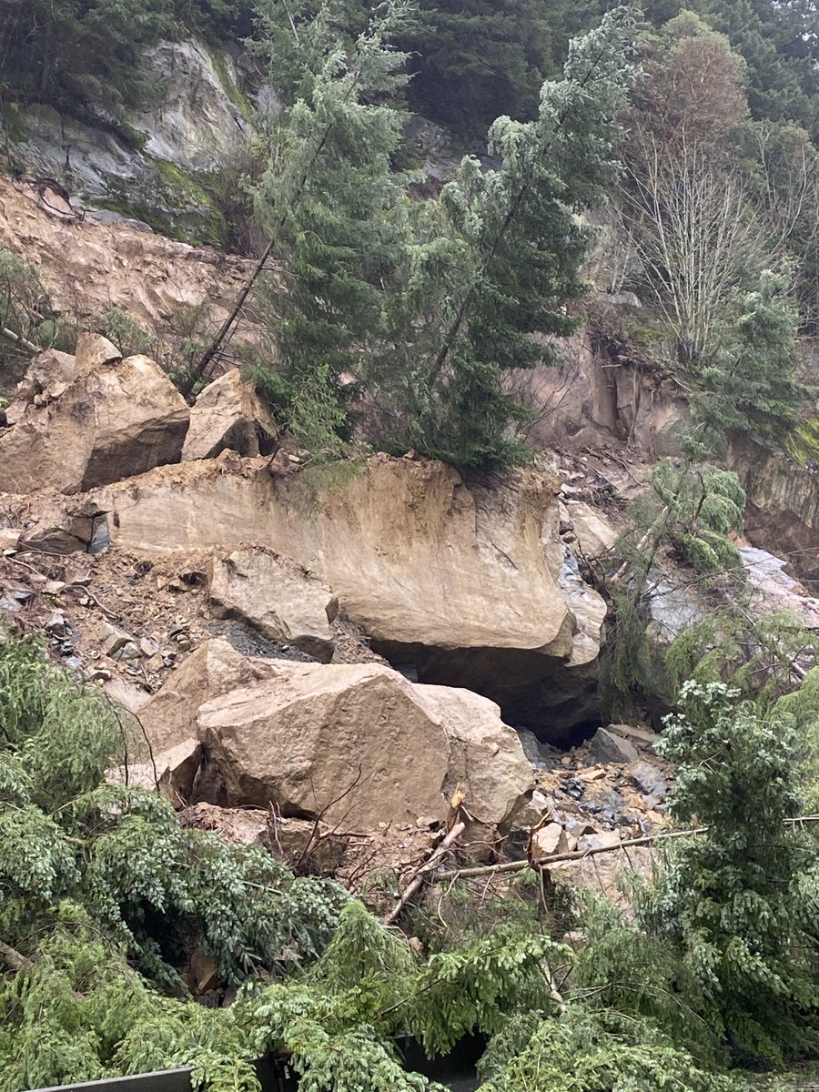 WSDOT North tweet media