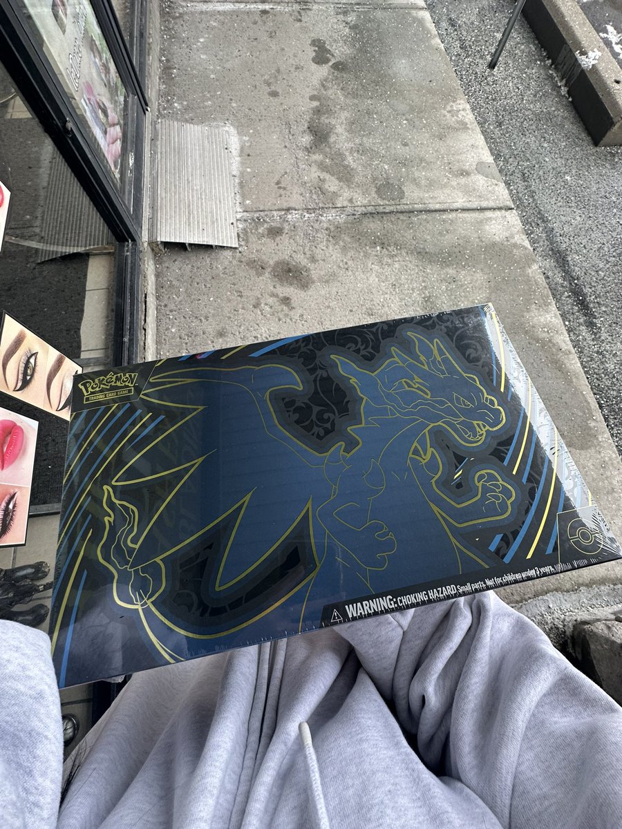 jazmine˚☆˳° tweet media